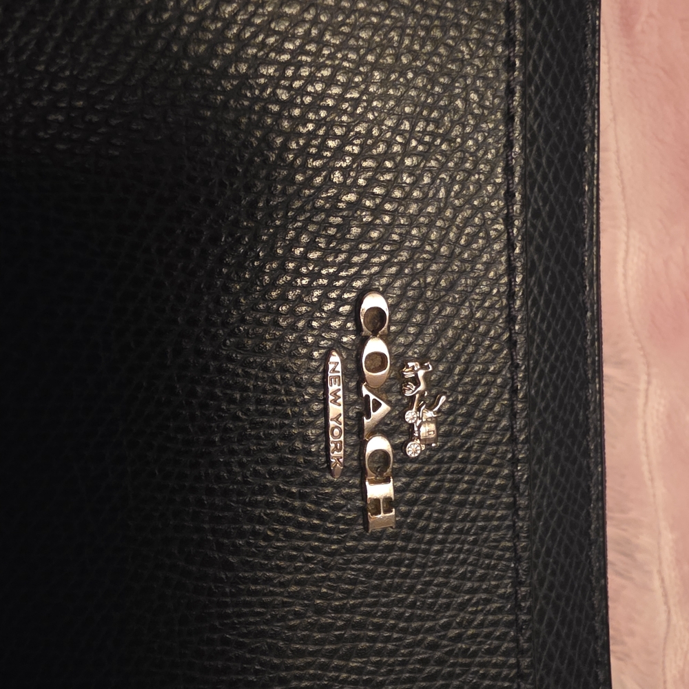 Coach Black Pebbled Leather Zip Wallet with Gold Logo Plaque - Picture 3 of 4